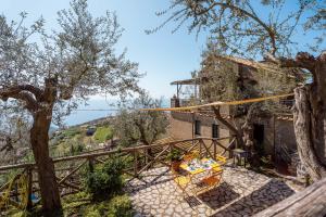 Peisaj natural din apropierea acestui apartament