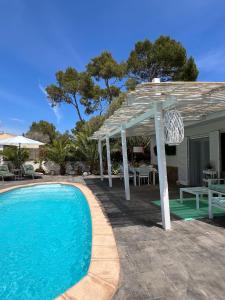 Gallery image of VILLA BOIRA SANTANY by PriorityVillas in Santanyi