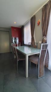 Fotografie z fotogalerie ubytování Gemütliche 2 Zimmerwohnung im Grünen v destinaci Hirzel