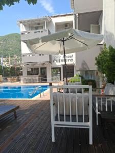 Bazén v ubytování Palmyra Hotel nebo v jeho okolí