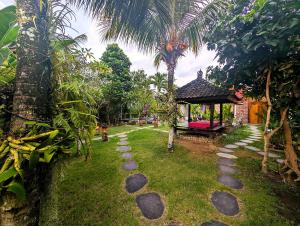 Zahrada ubytování Ayumar Homestay Medewi