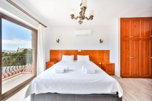 Letto o letti in una camera di Location Zero to Meis in Kas Altre 55 foto