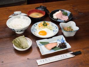 Makanan di atau berdekatan ryokan