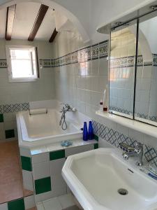 Billede fra billedgalleriet på Serenita - WiFi, Vue Mer, Central i Bonifacio + 15 billeder