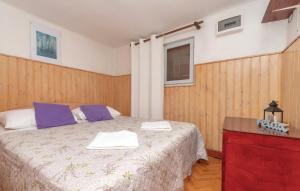 Ένα ή περισσότερα κρεβάτια σε δωμάτιο στο Villa Peace & Quiet by Villas Guide +8 φωτογραφίες