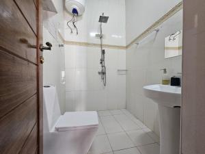 Ένα μπάνιο στο Hello Rafiki House - Stonetown