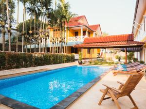 Bazén v ubytování Le Jardin Hotel nebo v jeho okolí + 37 fotografií