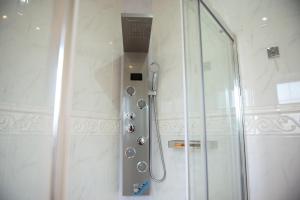 Koupelna v ubytování 3bed Contractor, Wifi,2 Free parking space + 43 fotografií