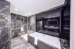 Koupelna v ubytování Radisson Blu Hotel, Kayseri