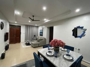 Χώρος καθιστικού στο Masaki Comfort I Dar es Salaam, Tanzania