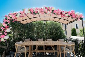 Зображення з фотогалереї помешкання Hôtel L'Abbaye у місті Кальві