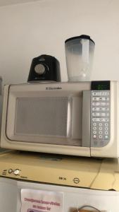 Køkken eller tekøkken på Apartamento com 3 quartos,piscinas de terça a quinta feira livre, garagem,portaria 24hrs