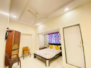 Foto Ahmedabadis asuva majutusasutuse Hotel Aakash Navrangpura galeriist