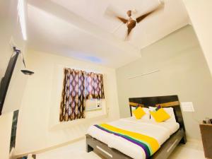 Foto Ahmedabadis asuva majutusasutuse Hotel Aakash Navrangpura galeriist
