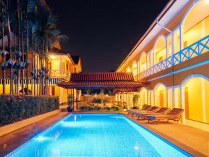 Bazén v ubytování Le Jardin Hotel nebo v jeho okolí