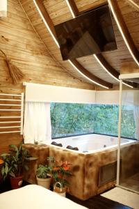 Gallery image of Cabana Alecrim com Spa Privativo CAMBORIÚ SC in Itajaí
