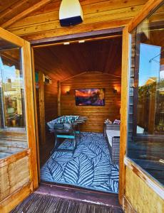 Ένα ή περισσότερα κρεβάτια σε δωμάτιο στο Luxury 3-Bed w- garden & game Room 5 mins from Chester