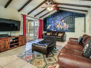 Foto dalla galleria di F-29 The Pirates Cove ad Anaheim