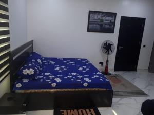 Postel nebo postele na pokoji v ubytování 4 bedroom semi-detached in ikate