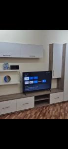 Afbeelding uit fotogalerij van White Luxury Villa Apartments &Hot Tab in Durrës