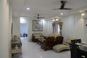 Gallery image of V & U Homestay Sadar in Nagpur