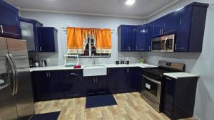 Gallery image of Stephens Ventures,9 mins from National Stadium, New home with Jacuzzi in Georgetown