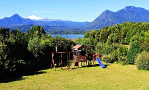 Φωτογραφία από το άλμπουμ του Cabañas Ruka Rayun vista y acceso al lago en Coñaripe σε Panguipulli