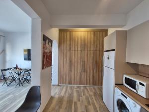 Kuchyň nebo kuchyňský kout v ubytování Anastasia Beach House Haraki