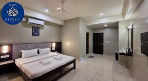 Gallery image of Sagars Classic Inn in Honāvar