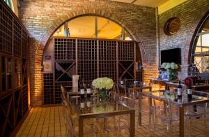 A restaurant or other place to eat at I Grandi Di Toscana
