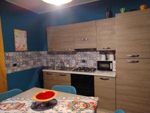 A kitchen or kitchenette at Odori di zagara