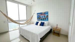 Postel nebo postele na pokoji v ubytování Magico Apartamento Frente al Mar 4 Habitaciones BM43 + 43 fotografií