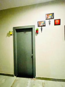 Fotografie z fotogalerie ubytování Hotel Mathura Central inn Best Selling Hotel - Free Pick up from Railway Station - Best Rated Area - Unlimited 5g Internet v destinaci Mathura