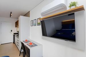 Kuchyň nebo kuchyňský kout v ubytování Apartamentos modernos próximo ao Jardim Botanico e à Rodoviária