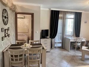 Gallery image of AJ Apartment 8, Santa Marina Holiday Village, Sozopol in Sozopol