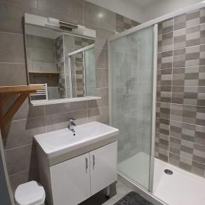 Ένα μπάνιο στο Maison calme et paisible +14 φωτογραφίες
