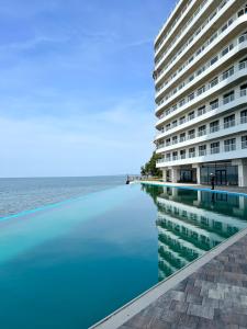 Hồ bơi trong/gần Bamboo Beach Tsikhisdziri