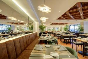 Restaurace v ubytování Plaza El Bosque Ebro