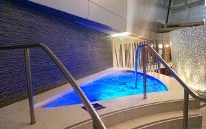 Kolam renang di atau dekat dengan Oryx Airport Hotel -Transit Only