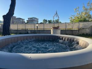 Φωτογραφία από το άλμπουμ του JACUZZl 13 posti letto Wifi AC Parking Beach σε Lido di Fermo