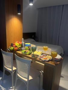 Φαγητό σε αυτό το διαμέρισμα ή κάπου εκεί κοντά