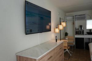 TV a/nebo společenská místnost v ubytování Pier Point