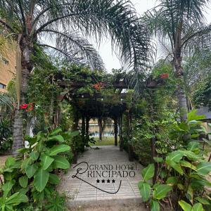 Gallery image of Grand Hotel Principado in Termas de Río Hondo