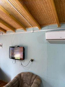 TV a/nebo společenská místnost v ubytování La cabaña del cordero + 19 fotografií