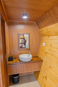 Koupelna v ubytování Gemstone Villa Măng Đen