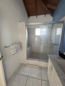 Un baño de Itopia