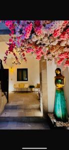 Ένα ή περισσότερα κρεβάτια σε δωμάτιο στο Hotel Casa KARLOTTA +8 φωτογραφίες