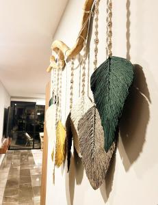 トゥルムにあるLuxury 2bdr Apt with Direct Pool in Paramar Blackのギャラリーの写真