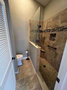 Ένα μπάνιο στο Waterfront Key West Style Home