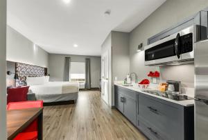 Gallery image of Hawthorn Extended Stay by Wyndham College Station in College Station